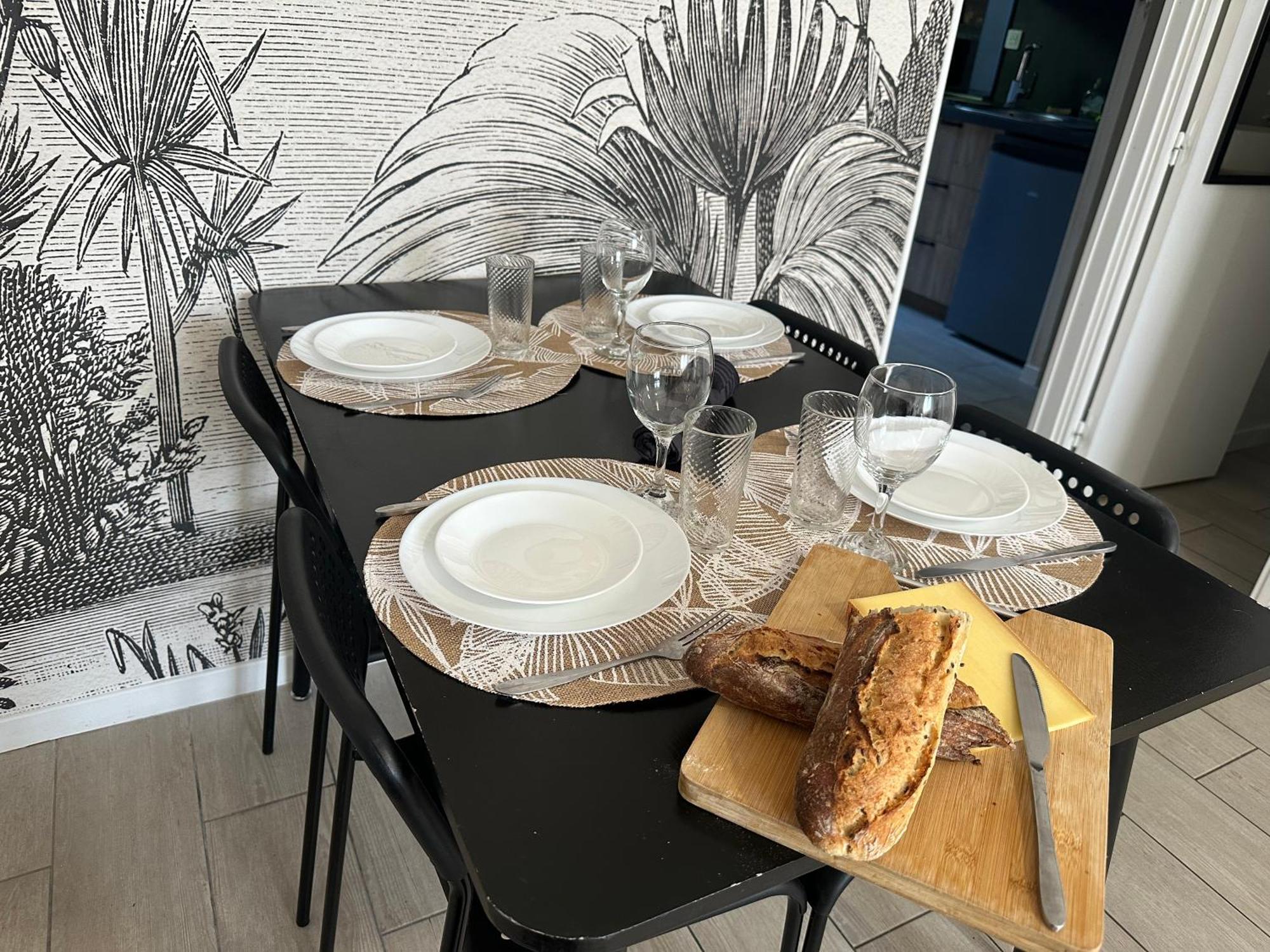 Le Boheme - Appartement Proche Gare Et Commerces Gisors Esterno foto